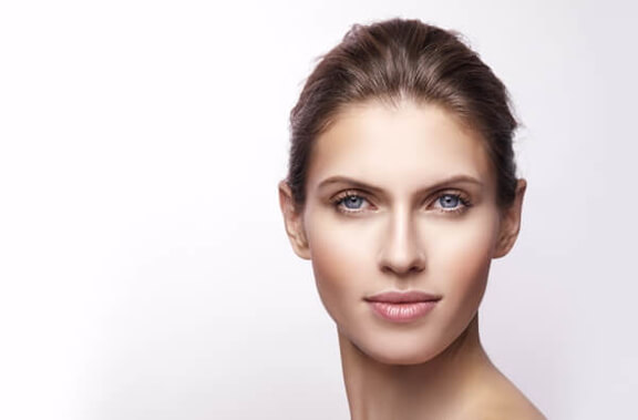 Faltenbehandlung mit Botox®, Gesichtschirurgie & Nasenkorrektur Hamburg, Dr. Arlt